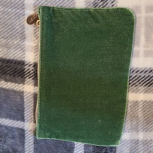 Green Velvet Ipsy bag *2/$10 ipsy bags*